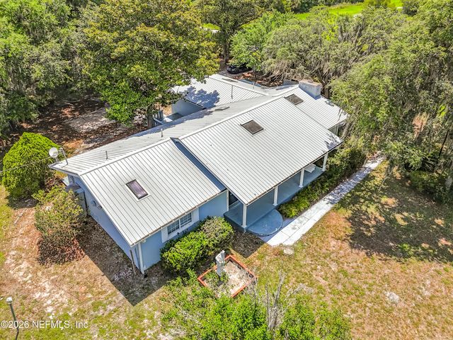 516 COUNTY ROAD 207A, East Palatka, FL 32131