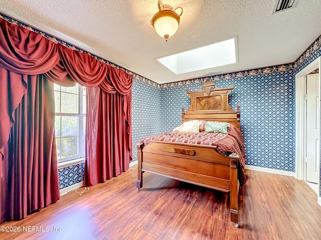 516 COUNTY ROAD 207A, East Palatka, FL 32131