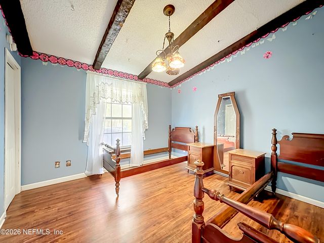 516 COUNTY ROAD 207A, East Palatka, FL 32131