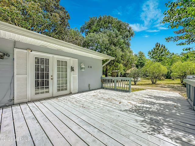 516 COUNTY ROAD 207A, East Palatka, FL 32131