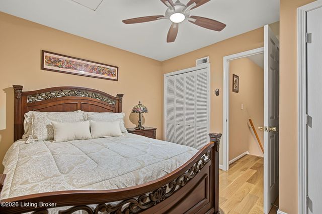 2403 Eastbridge Ct, Louisville, KY 40223