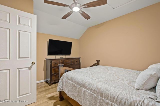 2403 Eastbridge Ct, Louisville, KY 40223