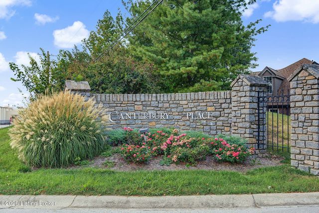 2403 Eastbridge Ct, Louisville, KY 40223