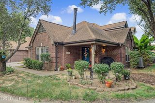 2403 Eastbridge Ct, Louisville, KY 40223