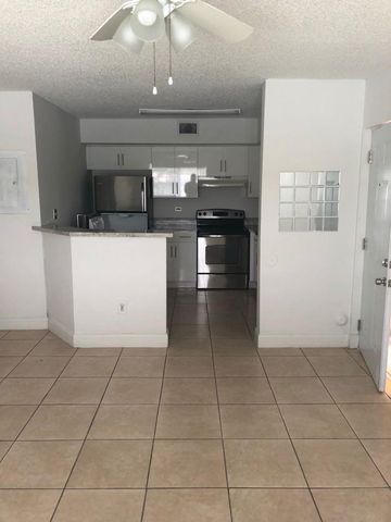 3610 N 56th Avenue 210, Hollywood, FL 33021