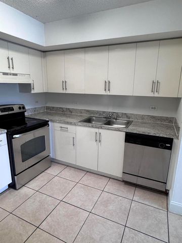3610 N 56th Avenue 210, Hollywood, FL 33021