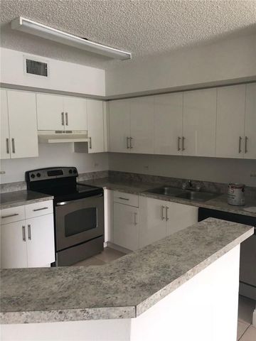 3610 N 56th Avenue 210, Hollywood, FL 33021