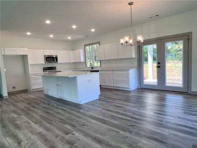 936 Anna Marie Lane, Monroe, GA 30655