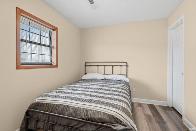 1000-A W Morton Street, Oakland City, IN 47660