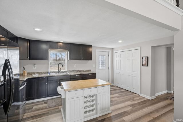 1000-A W Morton Street, Oakland City, IN 47660