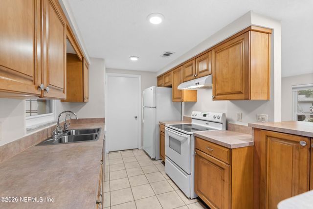 250 NAUTICAL Boulevard S, Atlantic Beach, FL 32233