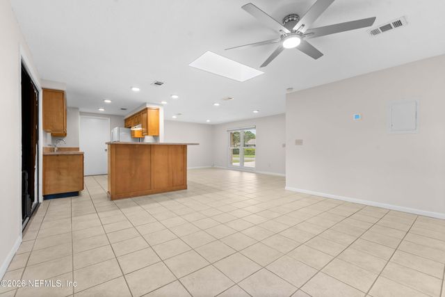 250 NAUTICAL Boulevard S, Atlantic Beach, FL 32233