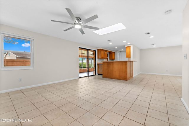 250 NAUTICAL Boulevard S, Atlantic Beach, FL 32233