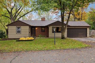 11911 James Road, Minnetonka, MN 55343