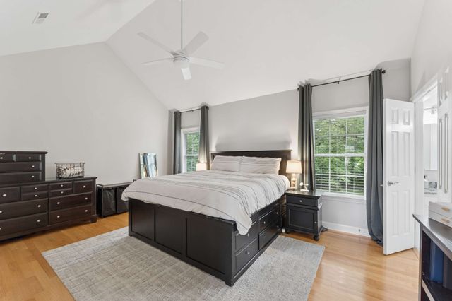 2805 Sutherland Dr, Thompsons Station, TN 37179
