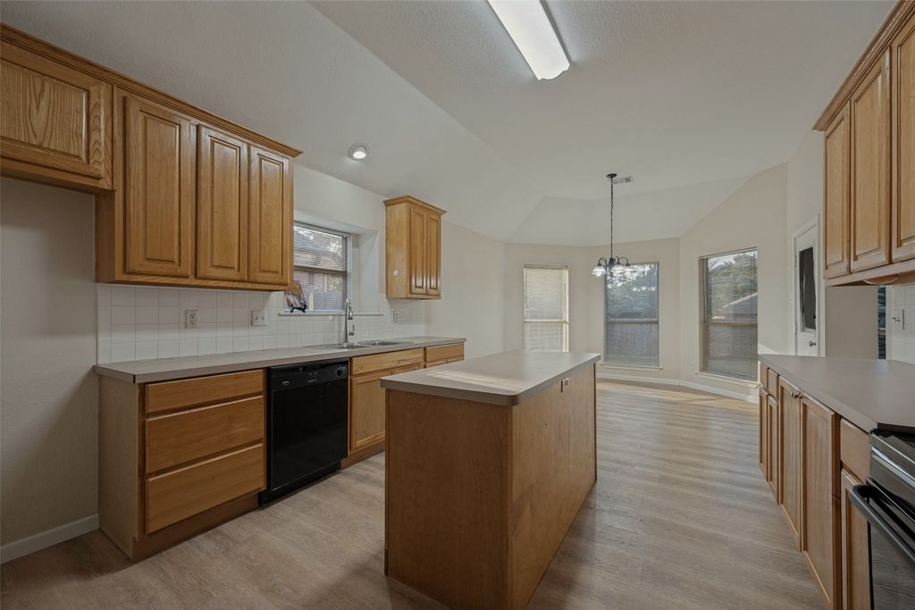 3724 Longstraw Drive, Fort Worth, TX 76137 — photo 3