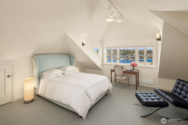 1065 Summit Avenue E, Seattle, WA 98102