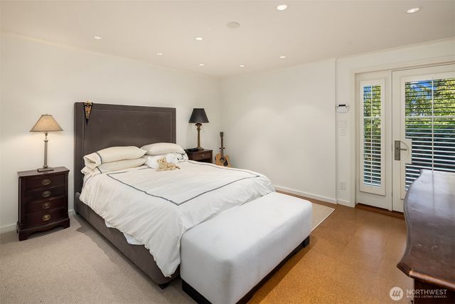 1065 Summit Avenue E, Seattle, WA 98102