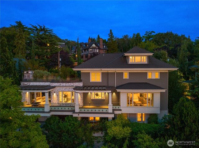 1065 Summit Avenue E, Seattle, WA 98102
