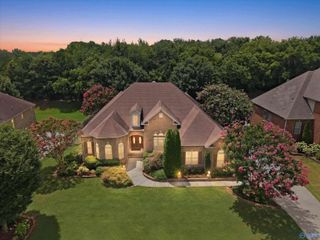 128 Forest Ridge Drive, Huntsville, AL 35806
