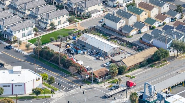 398 N 10th, Colton, CA 92324