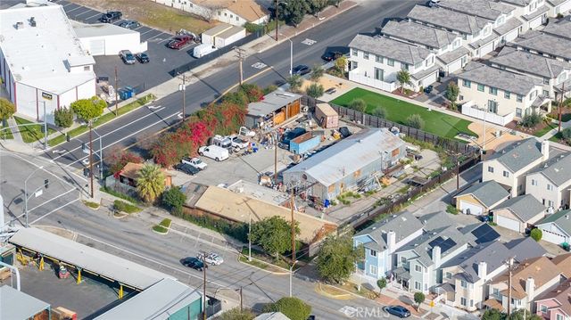 398 N 10th, Colton, CA 92324