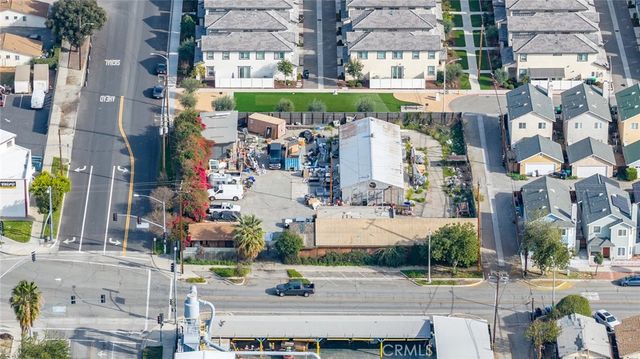 398 N 10th, Colton, CA 92324