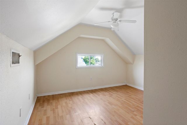 2118 Avenue K, Galveston, TX 77550