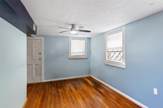 2118 Avenue K, Galveston, TX 77550