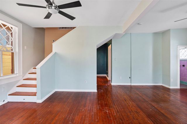 2118 Avenue K, Galveston, TX 77550