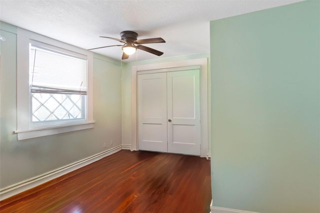 2118 Avenue K, Galveston, TX 77550