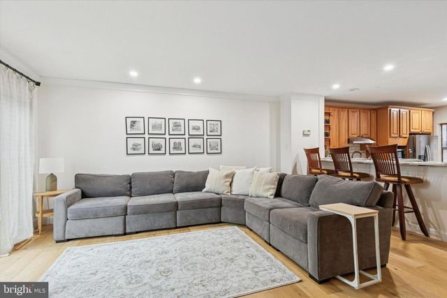 97 TIMOTHY CIR, Wayne, PA 19087