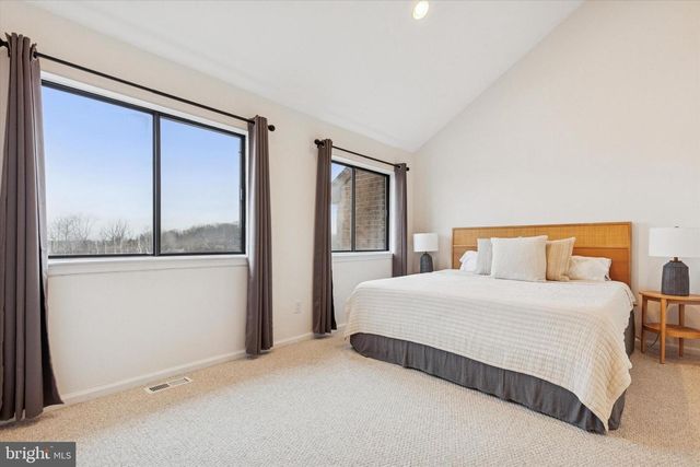 97 TIMOTHY CIR, Wayne, PA 19087