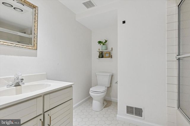 97 TIMOTHY CIR, Wayne, PA 19087