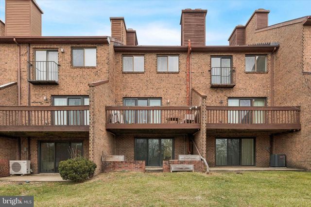 97 TIMOTHY CIR, Wayne, PA 19087