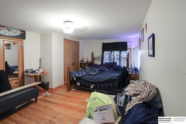 1704 Bellevue Boulevard N, Bellevue, NE 68005