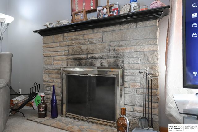 1704 Bellevue Boulevard N, Bellevue, NE 68005