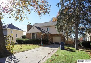 1704 Bellevue Boulevard N, Bellevue, NE 68005