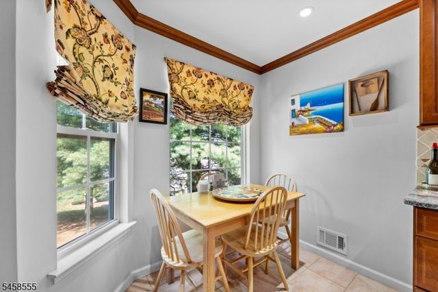 28 Garfield Way, Montgomery Twp., NJ 08540