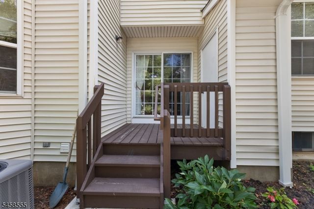 28 Garfield Way, Montgomery Twp., NJ 08540
