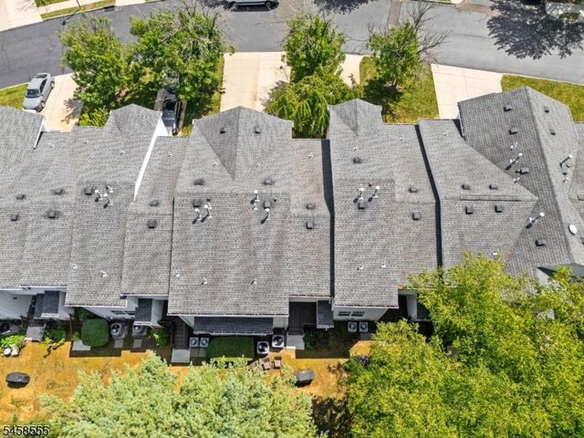 28 Garfield Way, Montgomery Twp., NJ 08540