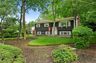 907 Stockton Road, Valley Cottage, NY 10989