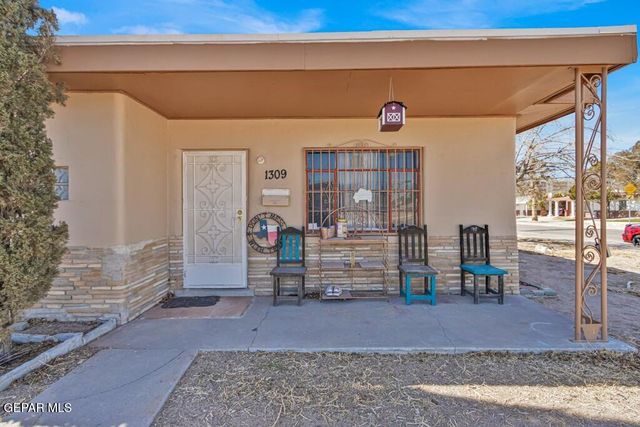 1309 ZUNI Place, El Paso, TX 79925