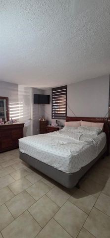 1 VENUS GARDENS, Trujillo Alto, PR 00976