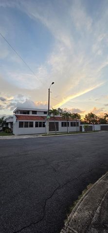 1 VENUS GARDENS, Trujillo Alto, PR 00976