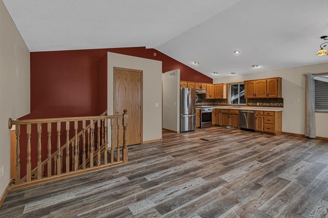 415 7th Avenue S, Buffalo, MN 55313