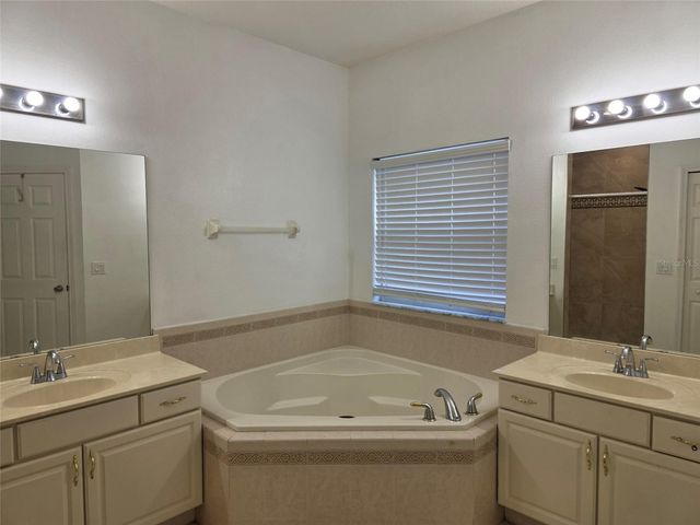 518 FERN LAKE DRIVE, Orlando, FL 32825