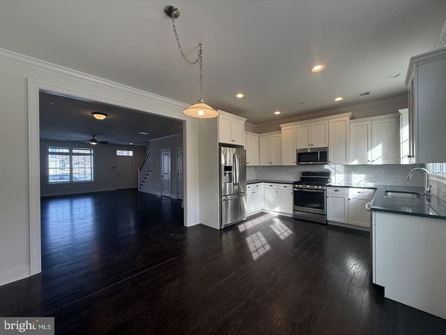 602 D ST, Kennett Square, PA 19348