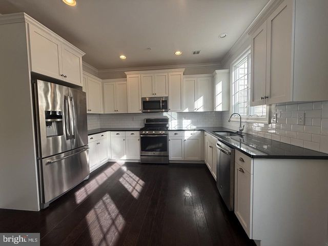 602 D ST, Kennett Square, PA 19348