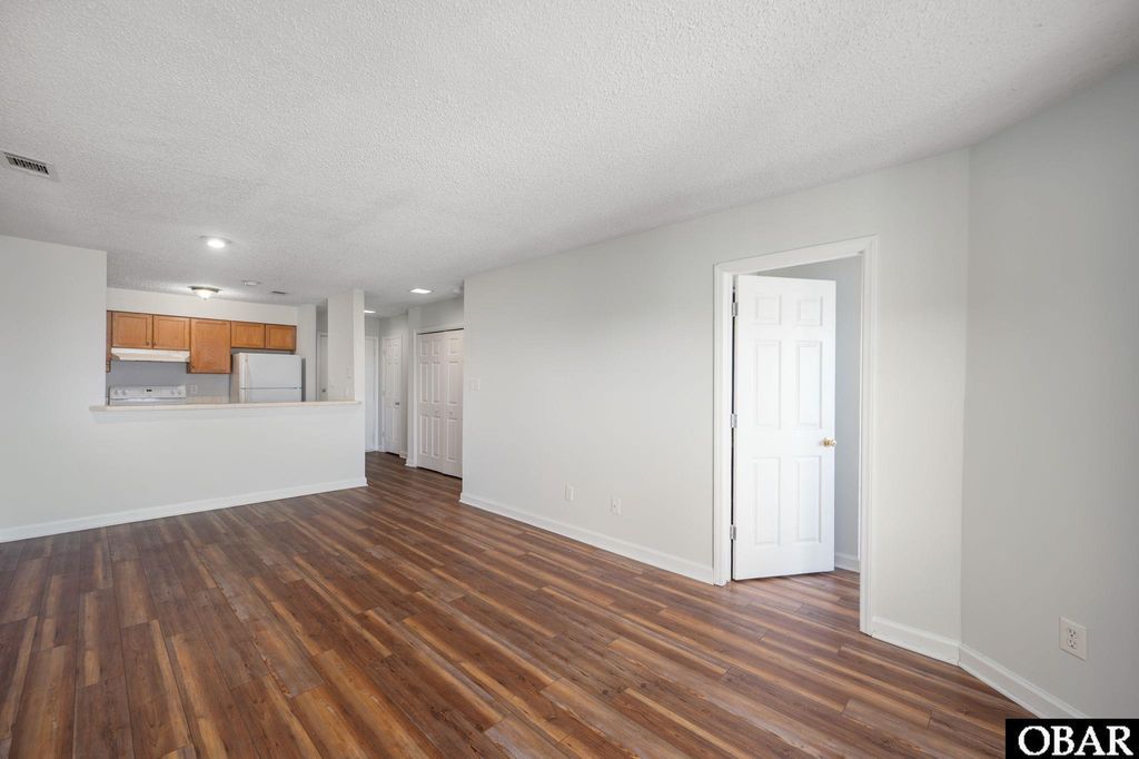Image 13 of property listing at 117 Old NC 345, Manteo, NC 27954